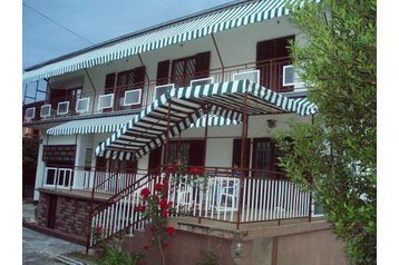 Croacia Privát Starigrad Paklenica, Exterior